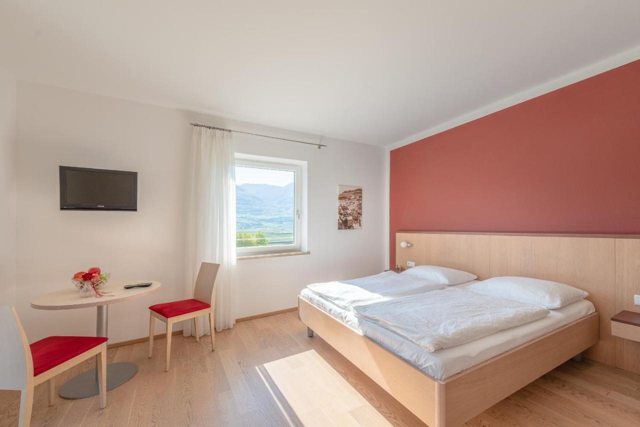 Sandhof Ferienwohnungen Termeno Kültér fotó