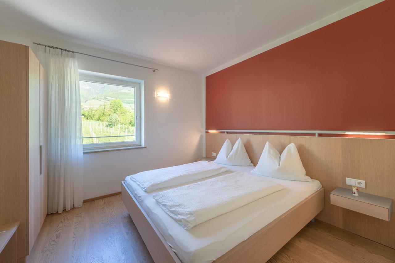 Sandhof Ferienwohnungen Termeno Kültér fotó
